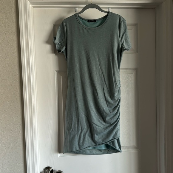 Cotton body con t shirt dress - Picture 2 of 6